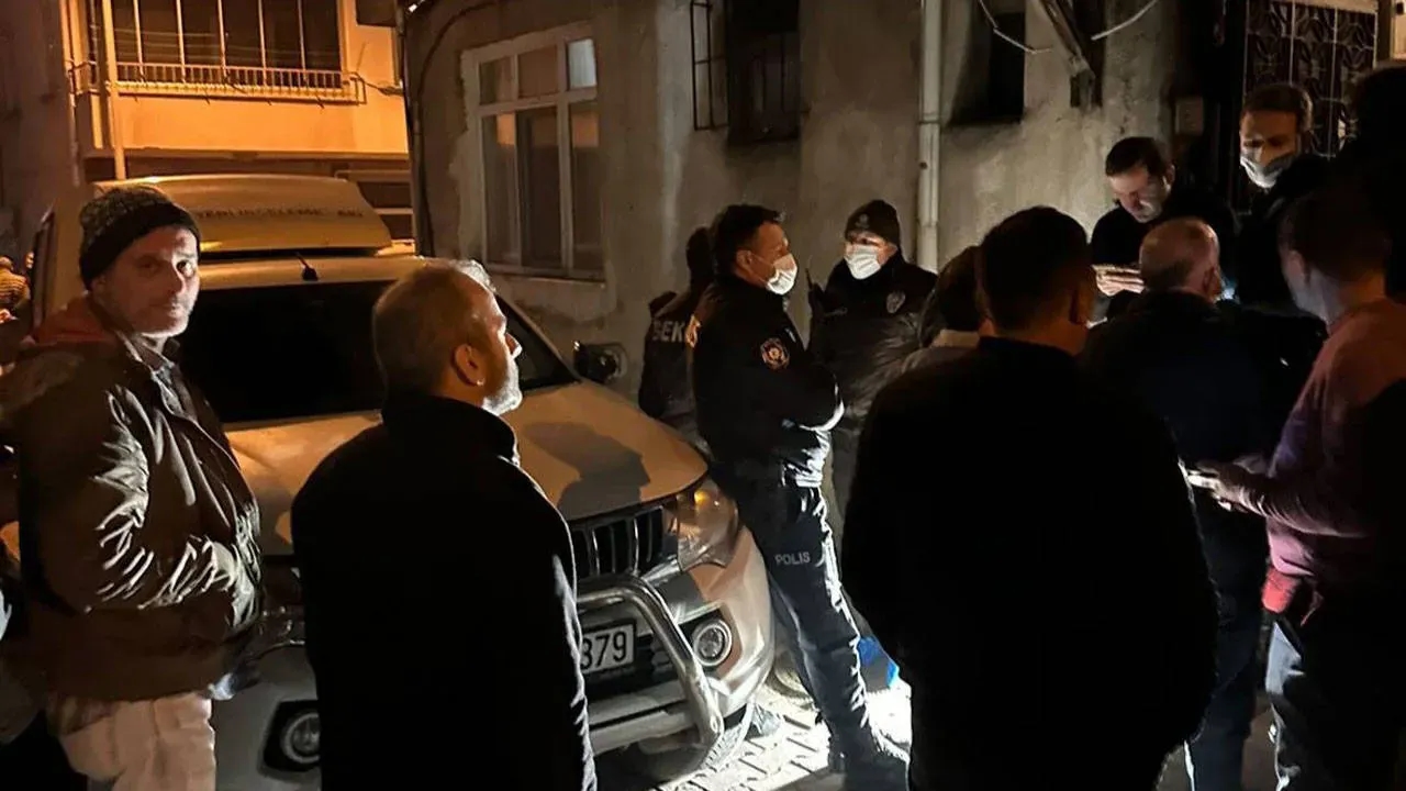 1 Haftadır Aranan Kayıp Kişi, Çekyatın Altında Ölü Olarak Bulundu!