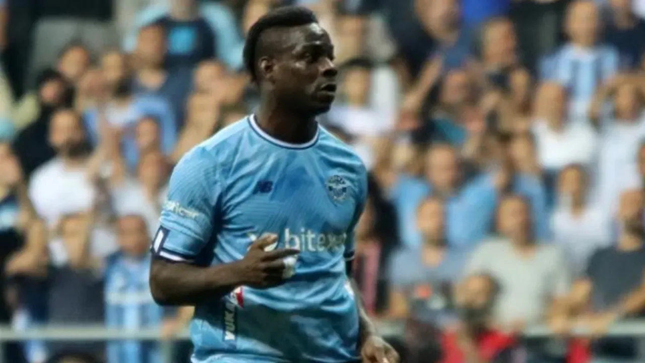 Adana Demirspor'un Gölcü Futbolcusu Mario Balotelli Trafik Kazası Geçirdi