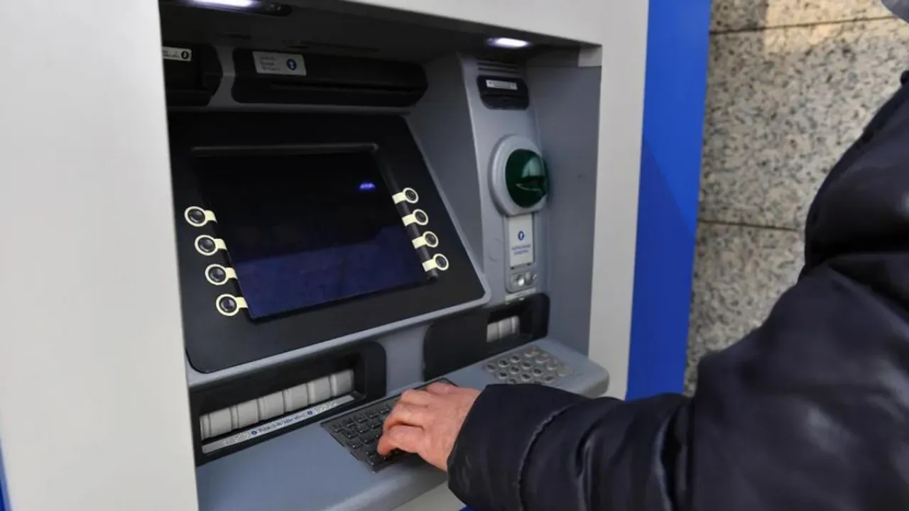 ATM Güvenliği Yükseliyor Yüz Tanıma Teknolojisi ile İşlem Yapma Zorunluluğu