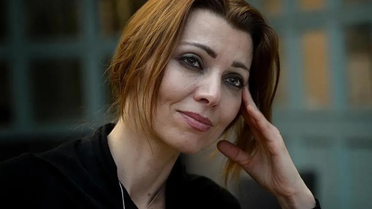 Elif Şafak’ın “Bit Palas” Romanı Çalıntı Çıktı! Tazminat Ödeyecek