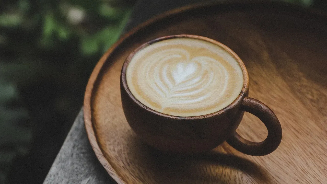 Evde Latte Köpüğü Tarifi Kendi Latte’nizi Yapın!