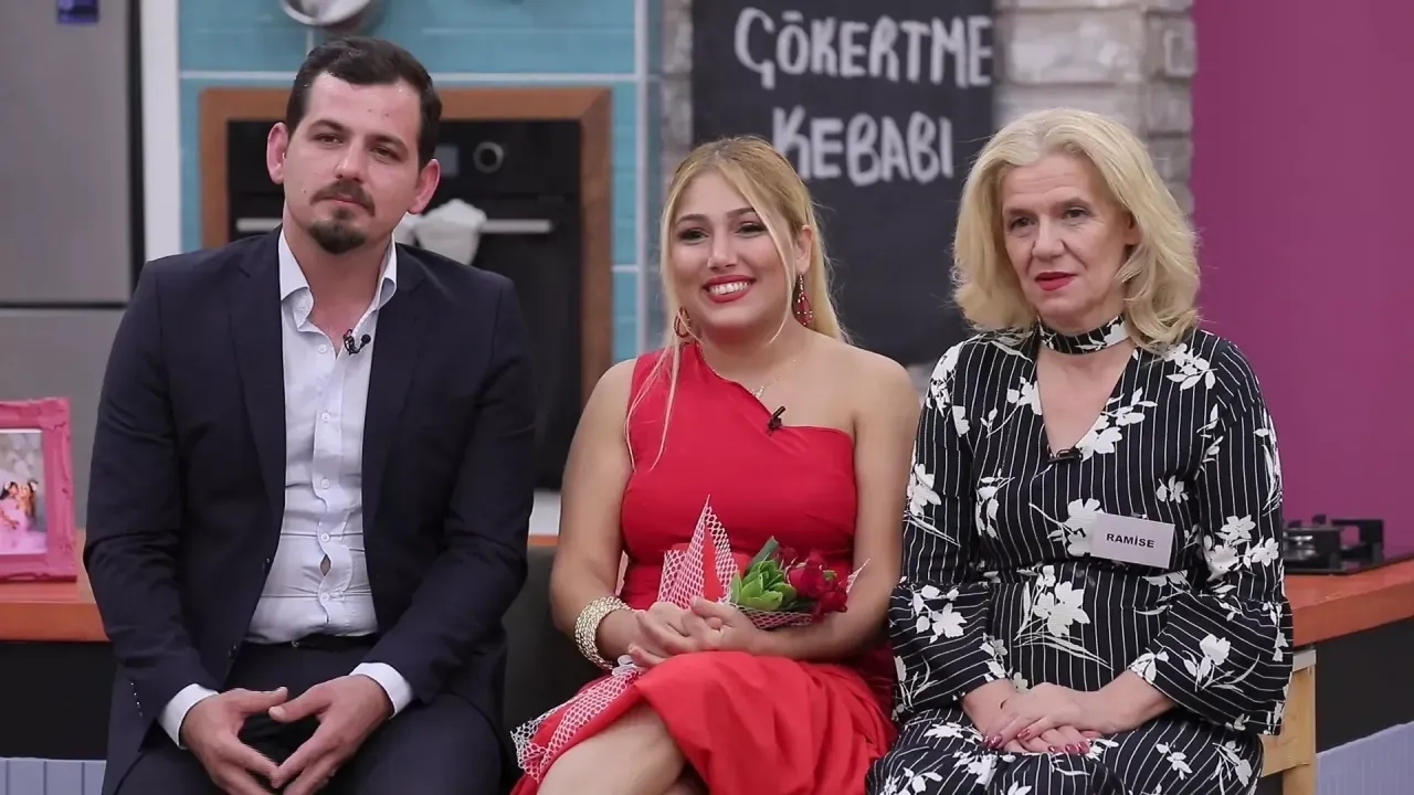 Gelinim Mutfakta Özlem Güler Kimdir? Gelinim Mutfakta Özlem Nereli, Kaç Yaşında?