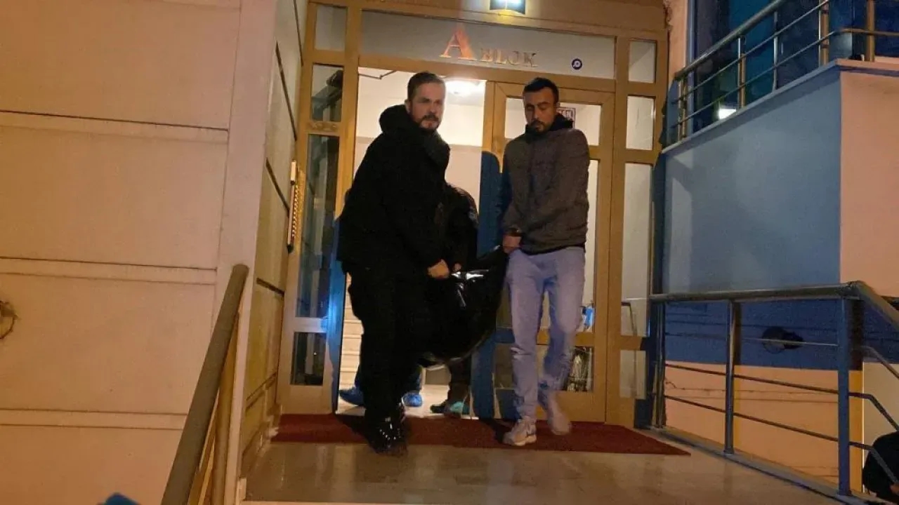 Karabük'te 23 Yaşındaki Genç Evinde Ölü Bulundu