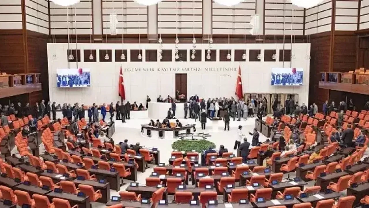 Milletvekilleri ve Emeklileri İçin Yapılan Zam Miktarı Belli Oldu!