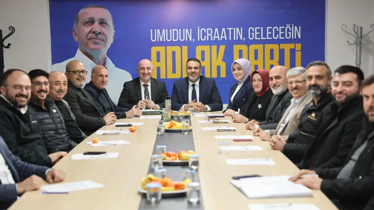 Image for Başkan Muzaffer Bıyık, meclis toplantısı öncesi grup toplantısına katıldı