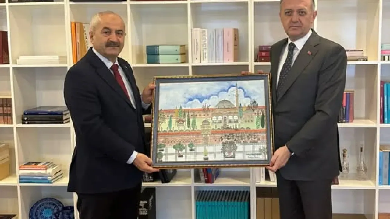 Image for Başkan Zinnur Büyükgöz'den heyecanlandıran ziyaret! Gebze'ye yeni projeler mi geliyor