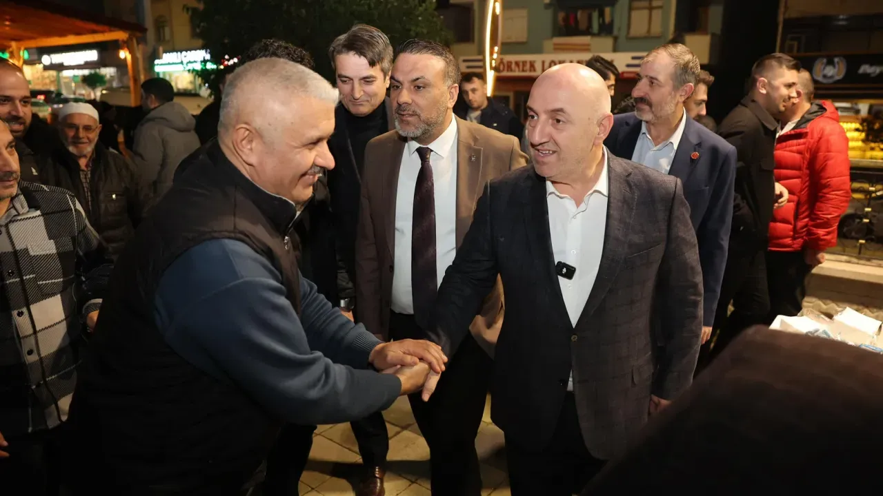 Image for Darıca’da Miraç Kandili coşkusu Başkan Muzaffer Bıyık halkla iç içe