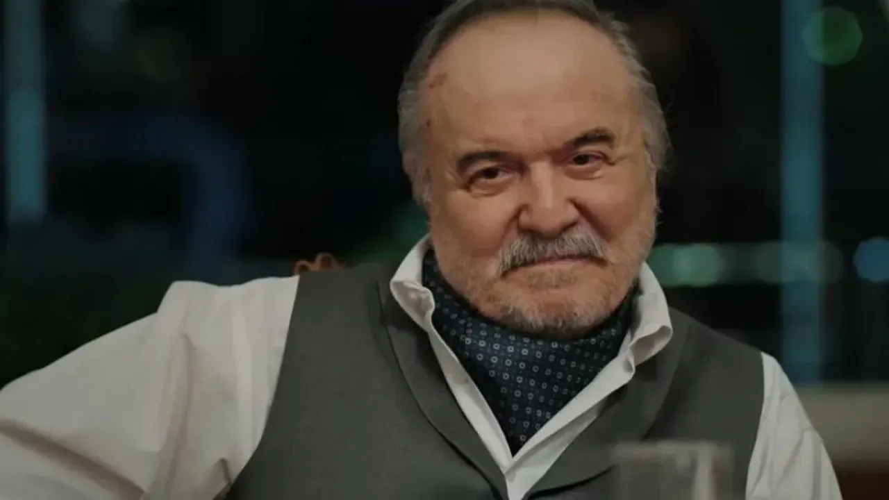 Image for Efsane Oyuncu Çetin Tekindor Yalı Çapkını Dizisine Geri Dönüyor