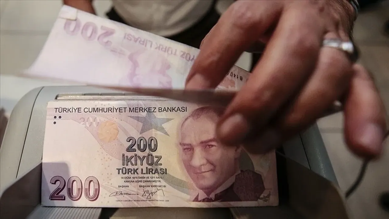 Image for Emekli Maaşına Yapılacak Zam Az Önce Resmi Olarak Açıklandı! Yeni Yılda Emeklilerin Yüzü Gülecek!