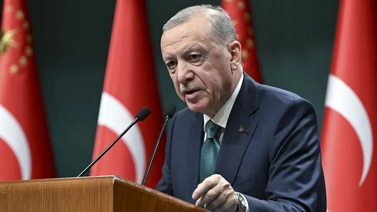 Image for Erdoğan'dan Kabine Toplantısı Sonrası Önemli Mesajlar: "Yaşam Tarzı Üzerinden Ayrımcılığa İzin Vermeyeceğiz"