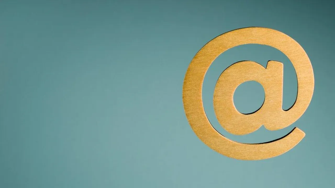 Image for Et İşareti "@" Nasıl Yapılır? Klavye Kısayolları (Q, F ve Mac)