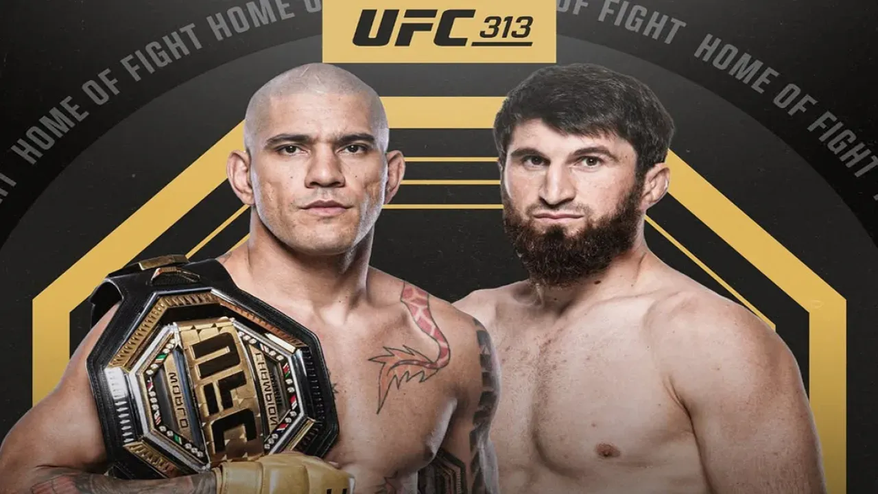 Image for Magomed Ankalaev, UFC 313'te Alex Pereira'yı Devirerek Hafif Ağır Sıklet Şampiyonu Oldu