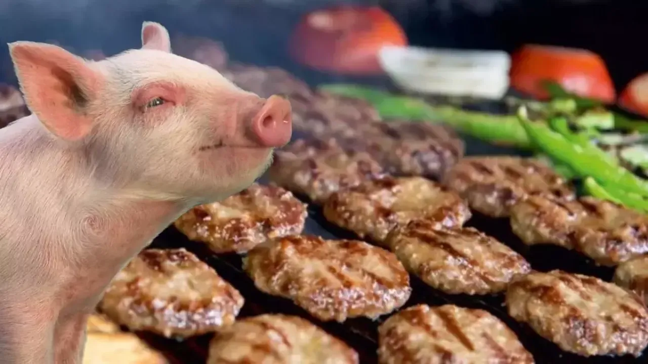 Image for Muhtar hanımın yeri Konya restoranında domuz eti çıktı!