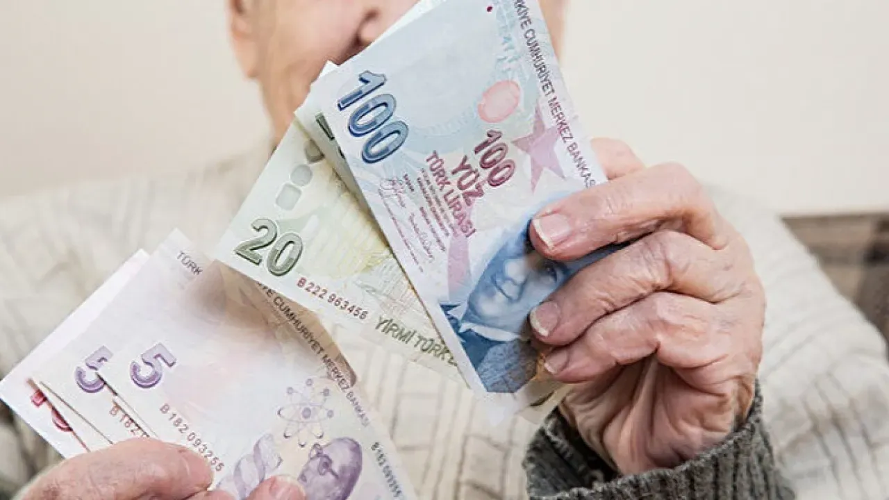 Emekliler İçin Büyük Sürpriz! Promosyon Ödemeleri 15 Bin TL’ye Çıkacak!