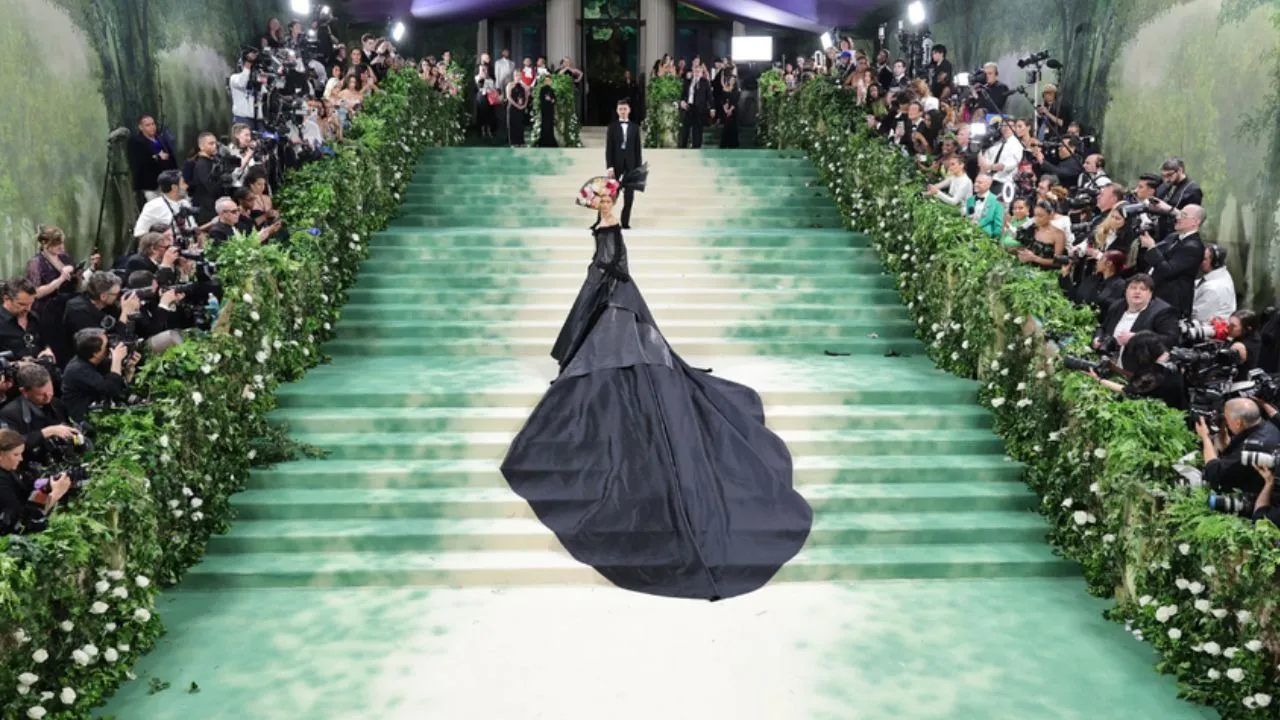 Met Gala 2025'te Devrim Gibi Gece: Sadece Erkek Modasına Adandı (HEPİNİZ ETKİLENCEKSİNİZ)