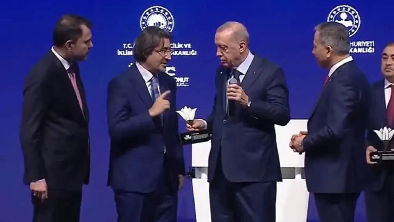 Cumhurbaşkanı Erdoğan ile Ziraat Bankası Genel Müdürü Alparslan Çakar Arasındaki Diyalog Dikkat Çekti "En Büyük Hayırsever Benim" Sözü Üzerine Merak Arttı