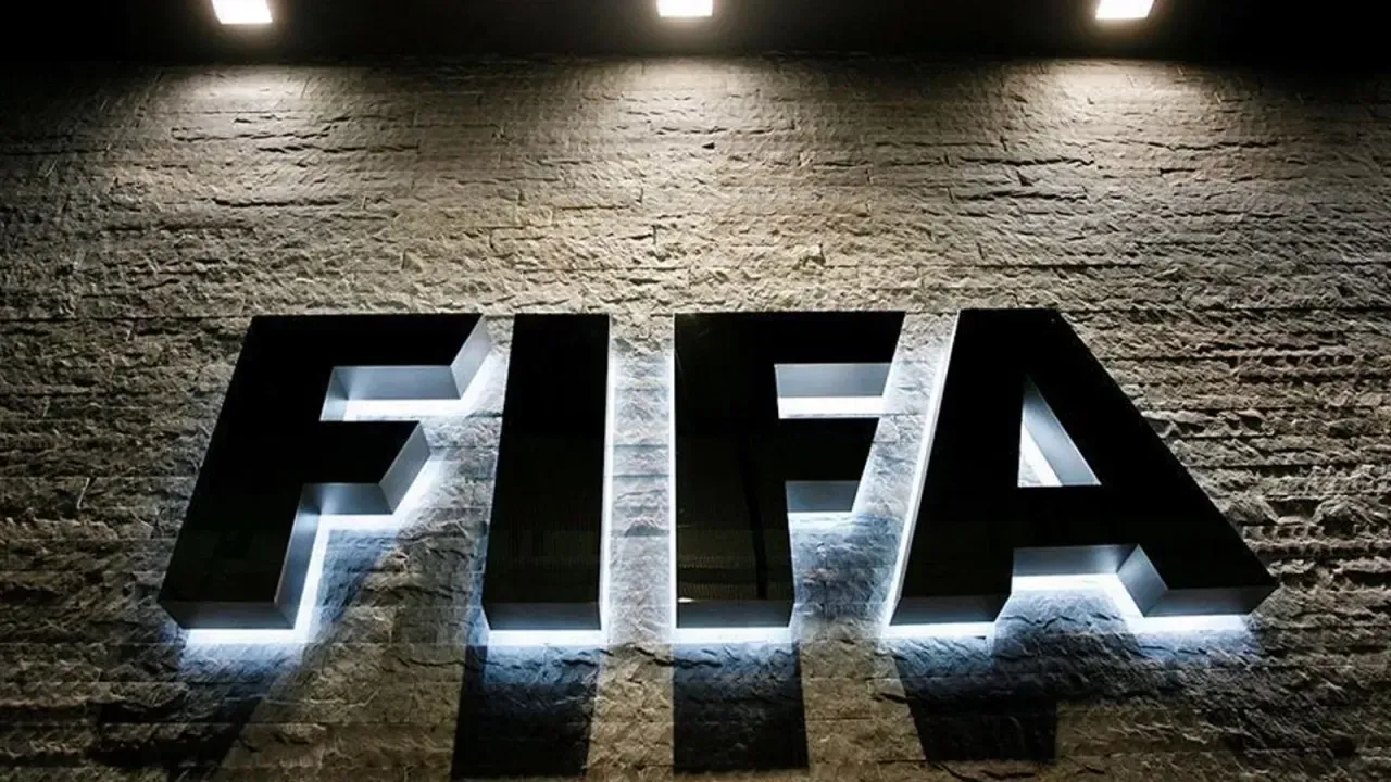 FİFA'dan Yeni Yasak! Trendyol Süper Lig'deki Hangi Takımlar Ceza Aldı?