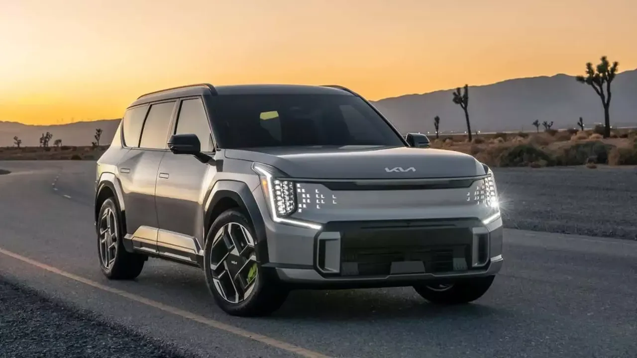 Kia EV9 2025 Nisan Ayı Fiyat Listesi ve Kampanyalar Açıklandı! Elektrikli SUV Amiral Gemisi Türkiye'de!